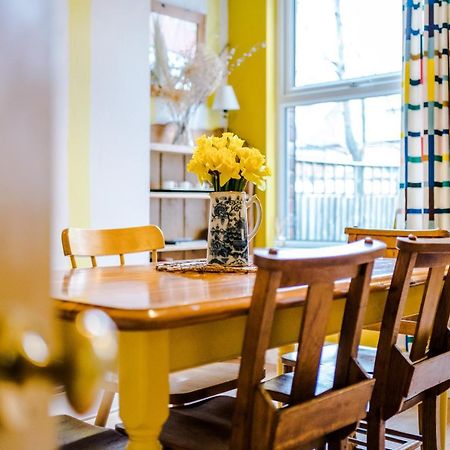 Cosy House With Garden & Parking, Sheffield Villa Exteriör bild