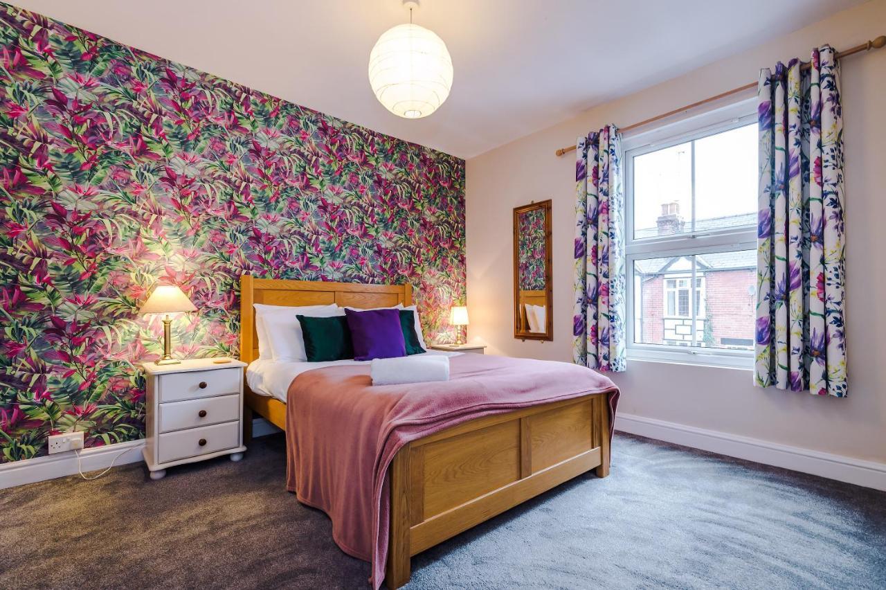Cosy House With Garden & Parking, Sheffield Villa Exteriör bild