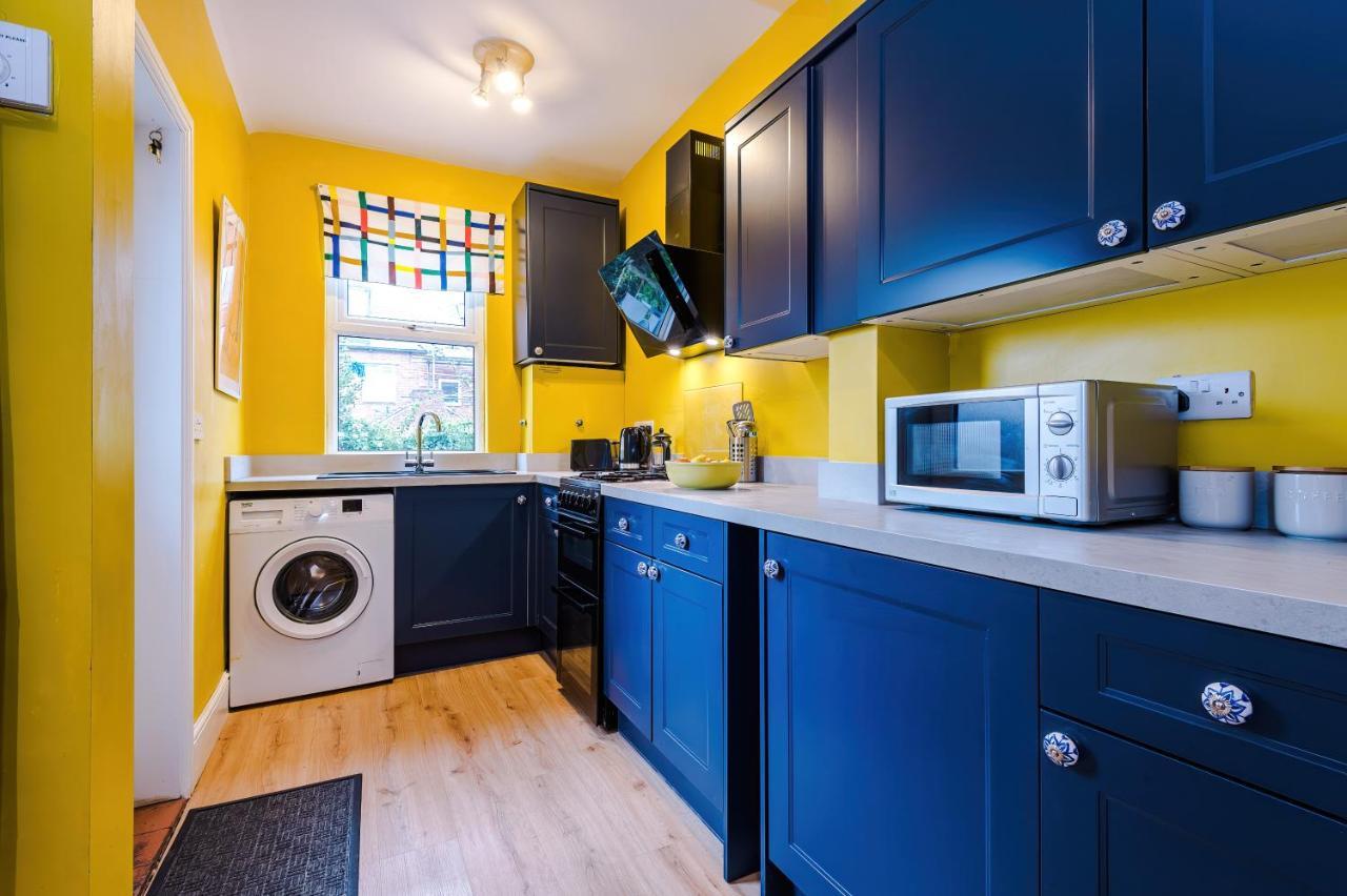 Cosy House With Garden & Parking, Sheffield Villa Exteriör bild